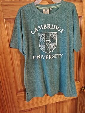 Cambridge University Short-Sleeve Tee in Teal Heather